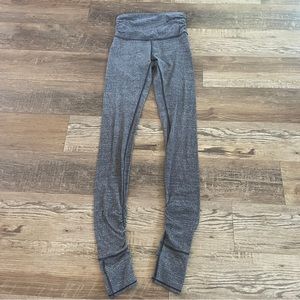 Lululemon black/gray herringbone leggings 4